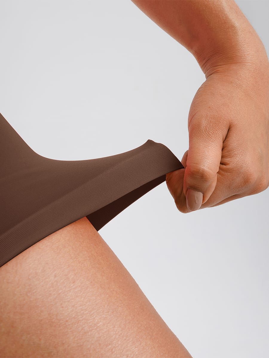 Seamless Butt-Lifting Bodysuit With Invisible Zip 24